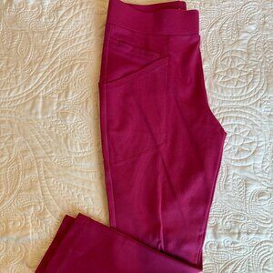 EUC Beta Brand Pull On Ponte Pants - Size M S-Petite